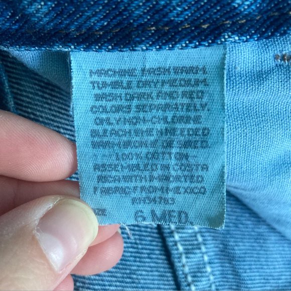 High Waisted Lee Mom Shorts - Picture 5 of 9